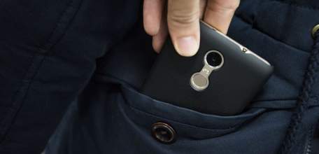 Сотрудники полиции раскрыли кражу телефона