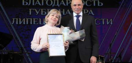 Игорь Артамонов поздравил работников культуры Липецкой области с профессиональным праздником
