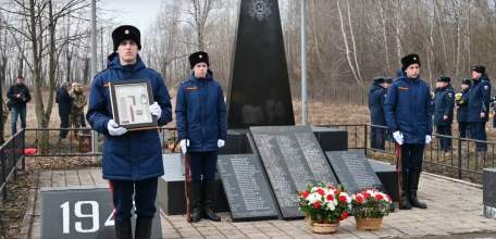Торжественная церемония захоронения солдата Великой Отечественной войны