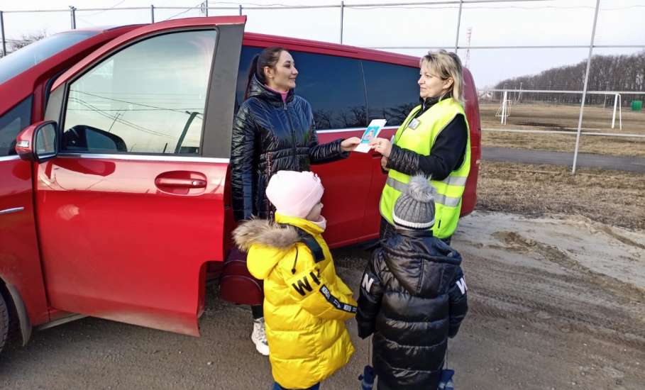 Родительский патруль и Госавтоинспекция провели рейд по проверке правильности перевозки пассажиров