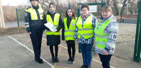 Родительский патруль и Госавтоинспекция провели рейд по проверке правильности перевозки пассажиров