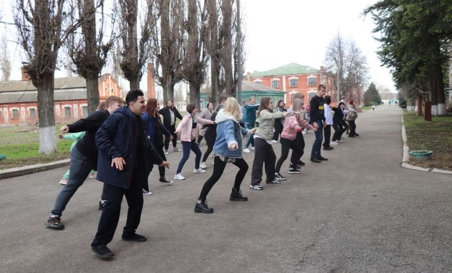 Студенты ЕГУ им. И.А. Бунина присоединились к Всероссийской акции «Будь здоров!»