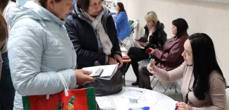 В Ельце прошел первый этап Всероссийской ярмарки трудоустройства «Работа России. Время возможностей»