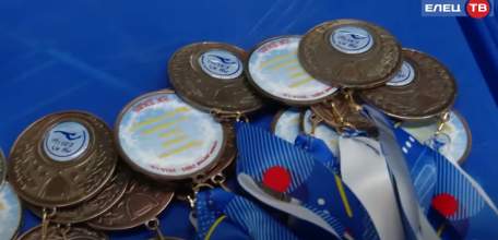 «Время первых»: в Ельце дан старт межрегиональным соревнованиям по плаванию