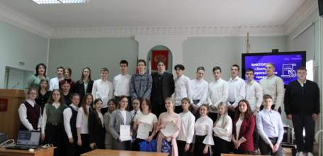 Елецкие школьники посетили администрацию города