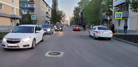 ДТП в Ельце на ул. Коммунаров: наезд на пешехода