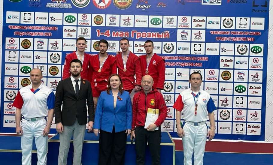 Елецкий студент стал победителем турнира по самбо в Грозном
