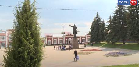 Проект благоустройства площади Ленина вновь презентовали ельчанам, теперь непосредственно на месте