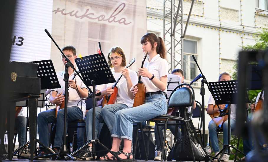 Более тысячи артистов примут участие в фестивале Тихона Хренникова в Ельце