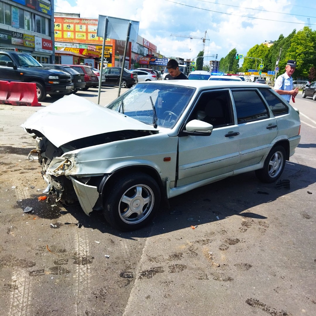 ДТП в Ельце на ул. Радиотехнической / Новости