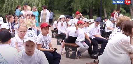 Воспитанники лагеря школы №8 приняли участие в фестивале патриотической песни