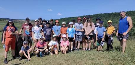 Юные туристы побывали в учебно-тренировочном палаточном лагере "Школа выживания" в с. Аргамач-Пальна