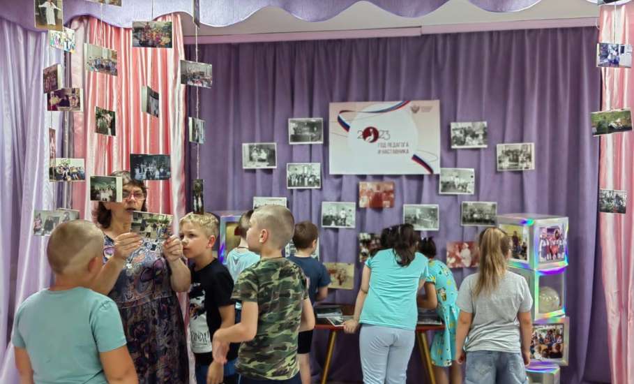 В елецком детском саду открылась фотовыставка педагогов