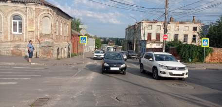 ДТП в Ельце: наезд на пешехода на ул. К. Маркса