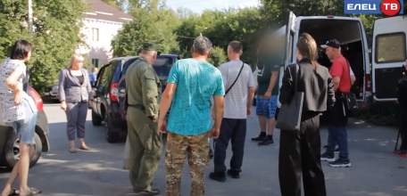 Очередная группа ельчан отправилась на службу по контракту в зону СВО