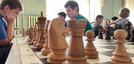 Сильнейшие шахматисты Липецкой области соревнуются в Ельце