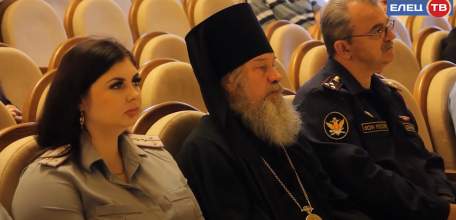 Начать жизнь с чистого листа: епископ Елецкий и Лебедянский Максим встретился с условно осужденными