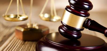 Суд удовлетворил иск прокурора г. Ельца о взыскании в пользу семьи погибшего на производстве работника компенсации морального вреда