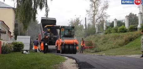 Обещание выполнено: на ул. Красная площадь уложили новый асфальт