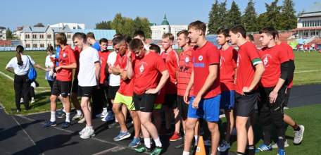 В Ельце прошел День студенческого спорта