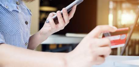 Студентка пыталась обезопасить свои накопления и лишилась 375 тысяч рублей