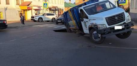 Жилищно-коммунальные сети в Липецкой области сгнили?