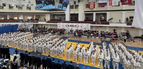 Всероссийские соревнования по киокусинкай "МОСКОВСКИЙ КАЙМАН" состоялись в Москве. Ельчанка завоевала первое место среди девушкек 14-15 лет