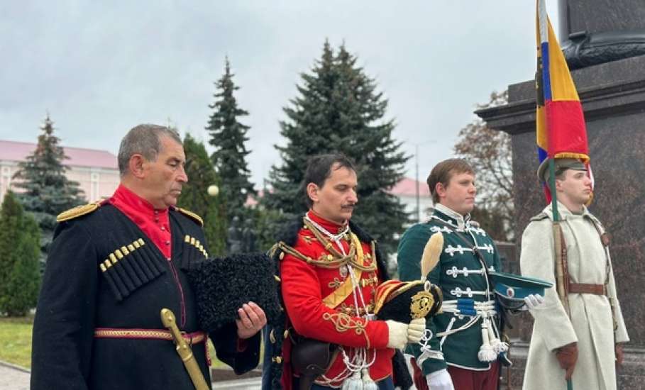 Сегодня в городе проходит событийный фестиваль «В гостях у Нежинских гусар»