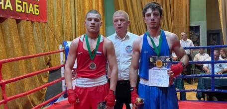 Команда МБУ ДО "СШ" Елецкого района клуб "Тайфун" привезла серебряные медали из Абхазии