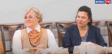 Лучшим универсальным специалистом в России признана сотрудница УМФЦ в Ельце Надежда Позднякова