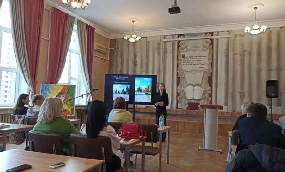 19 октября 2023 года учащиеся города Ельца приняли участие в областном конкурсе юных экскурсоводов «Край родной»