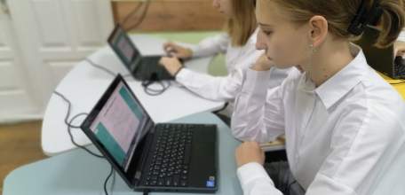 Школьники города принимают участие во Всероссийской Олимпиаде по информатике