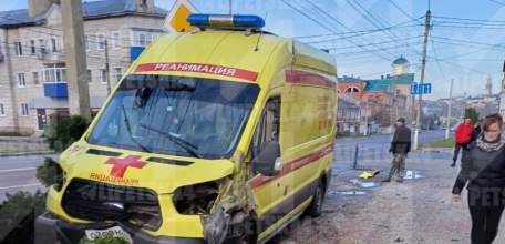 Скорая помощь попала в серьёзное ДТП в Ельце!