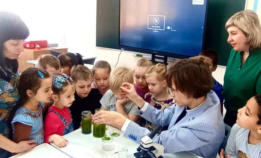 Елецкие дошкольники и школьники изучают науку и технику даже на каникулах