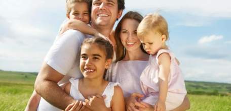 Бесплатные квартиры хотят выделять семьям с тремя детьми