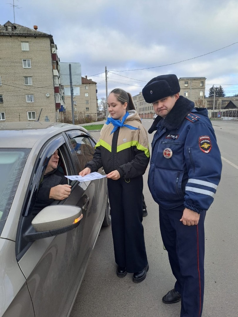 ГИБДД Ельца провела акцию с детьми по предотвращению ДТП / Новости