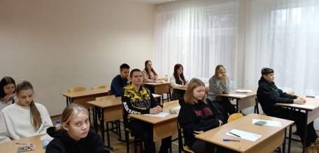 20 ноября 172 обучающихся 7-11-х классов школ города приняли участие в муниципальном этапе Всероссийской олимпиады школьников по обществознанию