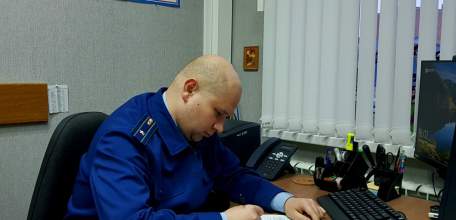 В Ельце девушка поступила в ВУЗ без сданных ЕГЭ и вступительных экзаменов