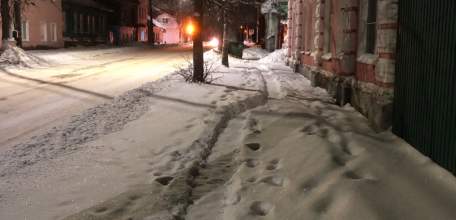 Тротуары Ельца в центре города не чищены! Оценка 2!