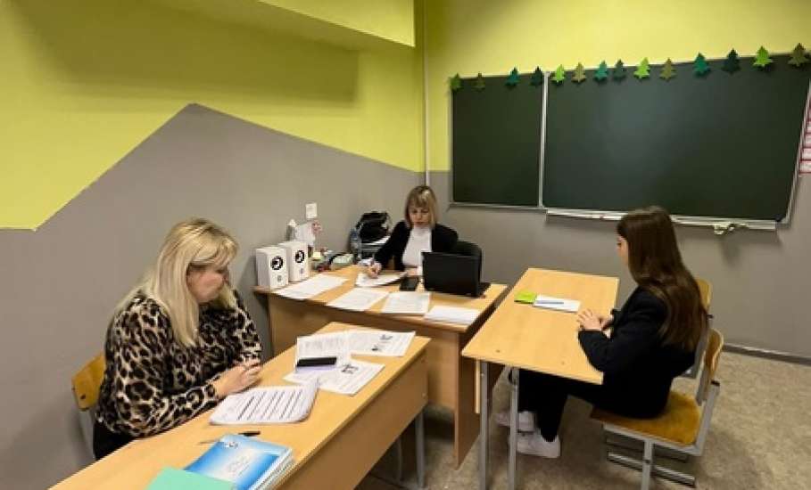 Сегодня в школах города прошло пробное итоговое собеседование по русскому языку для более 1000 обучающихся 9-х классов
