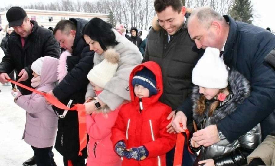 В деревне Хмелинец распахнул свои двери светлый и уютный Поселенческий центр культуры и досуга