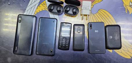 В елецкую колонию пытались перебросить 12 телефонов