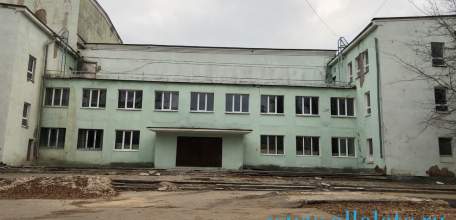 Старинную школу сравняли с землёй в Лебедяни. А когда в Ельце снесут старый ДК «Эльта»?