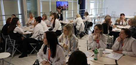 Вчера на базе Липецкого института развития образования прошла стратегическая сессия «Навигация детства в Год семьи в России: приоритеты, направления и технологии деятельности»