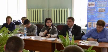 В Ельце прошел круглый стол по теме: &laquo;Здоровый образ жизни как необходимое условие сохранения и укрепления здоровья человека и общества&raquo;