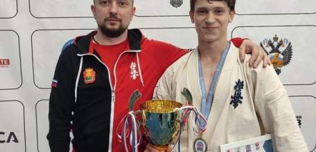 Ельчанин стал спортсменом месяца!