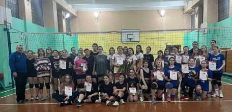 В ЕЛЬЦЕ СОСТОЯЛОСЬ ОТКРЫТОЕ ПЕРВЕНСТВО СШ №1 ПО ВОЛЕЙБОЛУ, ПОСВЯЩЕННОЕ ПРАЗДНИКУ 8 МАРТА