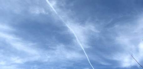 В Липецкой области сегодня объявляли воздушную опасность по поводу атаки БпЛА. Пару часов назад был сигнал отбоя воздушной тревоги!