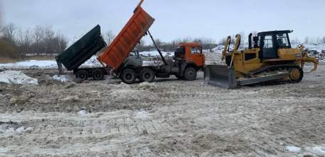 Несанкционированную свалку загрязненного снега выявили сотрудники Росприроднадзора в Липецке. А почему до сих пор не выявили в Ельце?!