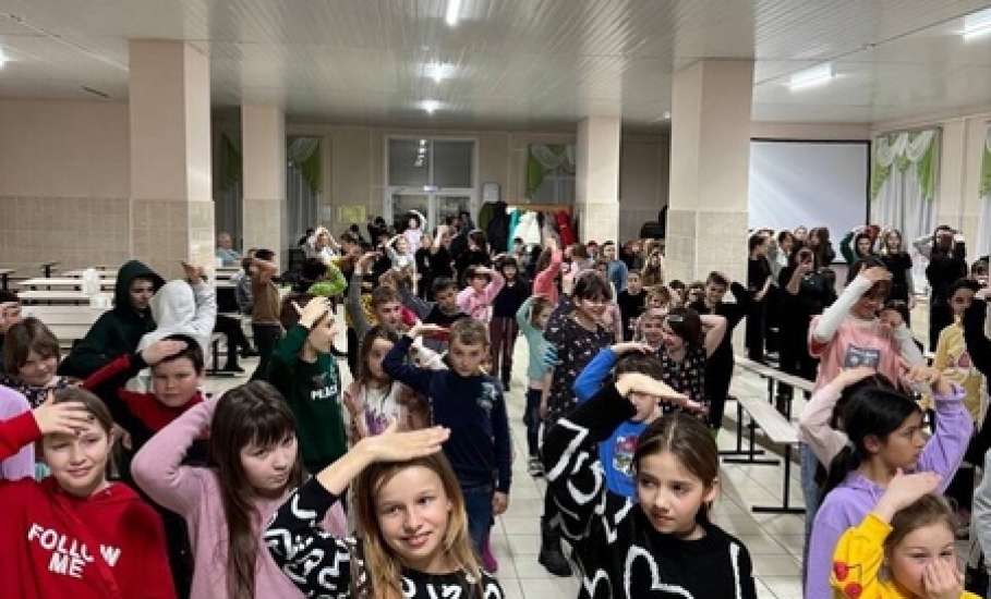 23 марта 2024 года на территорию детского оздоровительного центра "Белая березка" заехали более 140 мальчишек и девчонок из города Ельца и районов Липецкой области